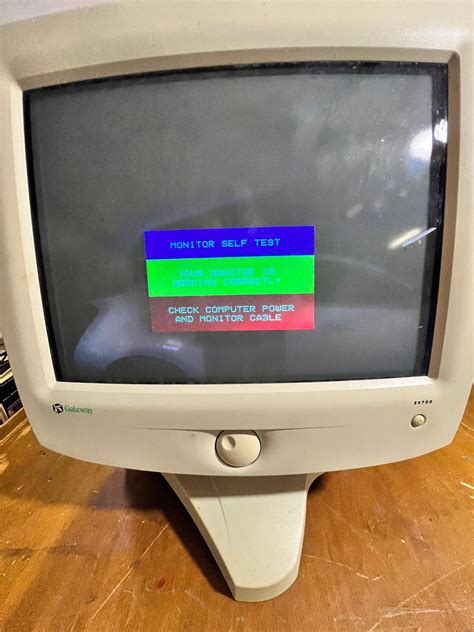 Gateway 2000 Model Ev700 Crt Monitor Vintage Retro Gaming Wvga Cable