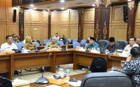 Pemkab Sidoarjo Berupaya Mencari Solusi Terkait Pembatalan Pelantikan