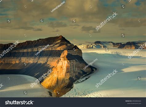 Asgard: изображения, стоковые фотографии и векторная графика | Shutterstock