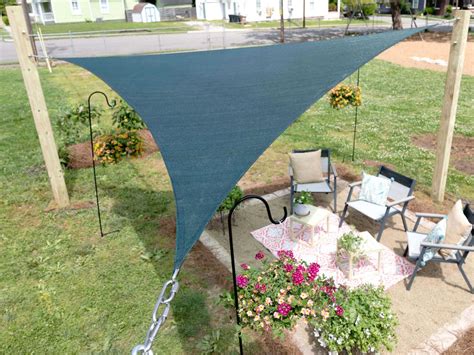 Covered Patio Design On The Sides Of Sun Canopy