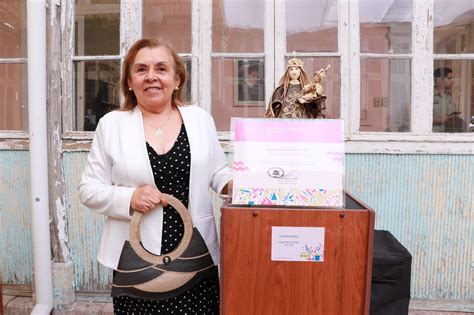 Juana Muñoz premio Maestra Artesano Tradicional 2022 La senda del