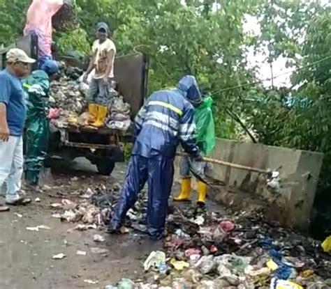 Warga Masih Buang Sampah Sembarangan Kadis LHK Aceh Barat Mereka