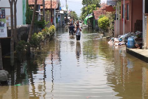 Sembilan Kabupaten Dan Kota Di Jateng Berstatus Tanggap Darurat Bencana