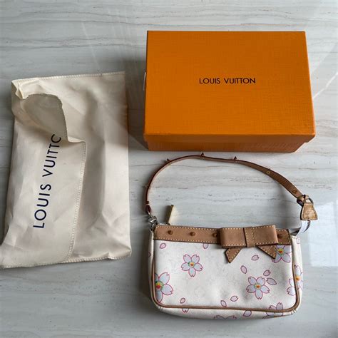 Jual Jual Rugi Louis Vuitton X Takashi Murakami Cherry Blossom Monogram