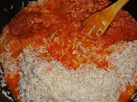 Maryam S Culinary Wonders Iraqi Chicken With Red Rice