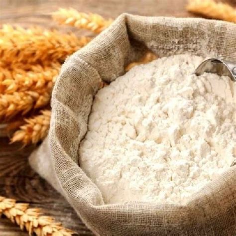 White Food Grade Pure Chakki Fresh Whole Wheat Flour For Cooking At