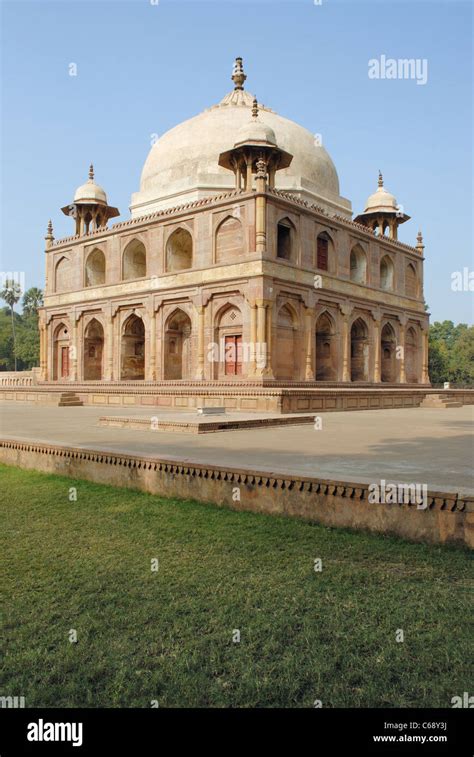 Khusro Bagh Tomb At Prayagraj Hi Res Stock Photography And Images Alamy