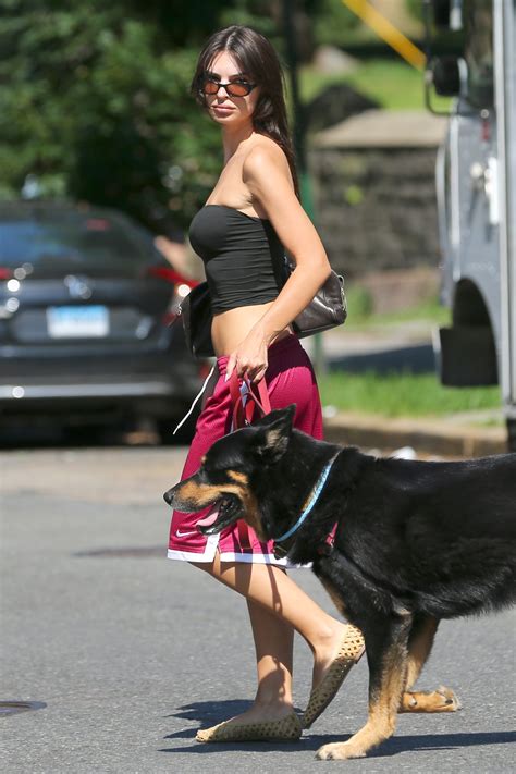 Emily Ratajkowski Braless Tube Top Sexy Body Hot Celebs Home