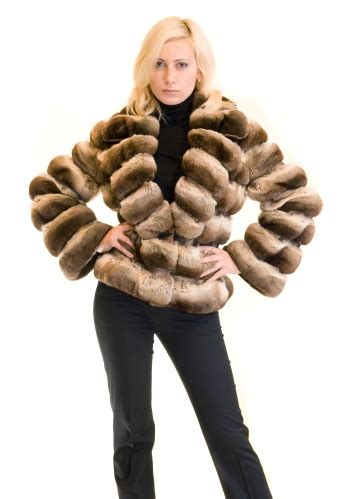 Меховые женские куртки