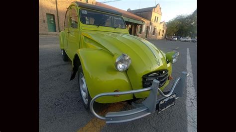 Mirá este impecable Citroën 3CV de 1972 Parabrisas