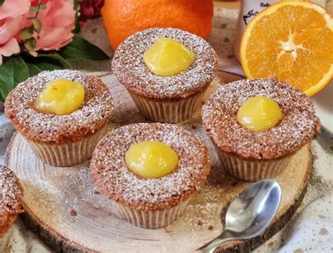 MUFFIN TORTINE NUVOLETTE DI ARANCIA CON CREMA Dolce Ricetta Golosa