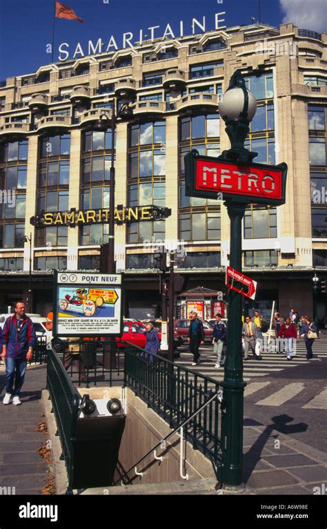 France Paris Er La Samaritaine Department Store View Of Main Facade