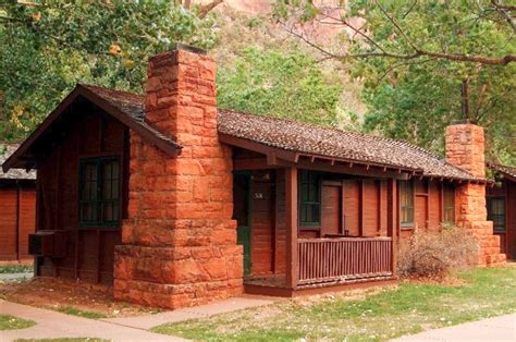 9 Best Zion Lodging Properties in and Around the National Park