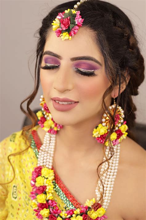 Mehndi Makeup Look Saubhaya Makeup