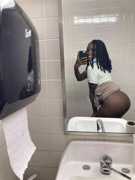 Another Day Of Bending Over At Work Nudes WomenBendingOver NUDE PICS ORG