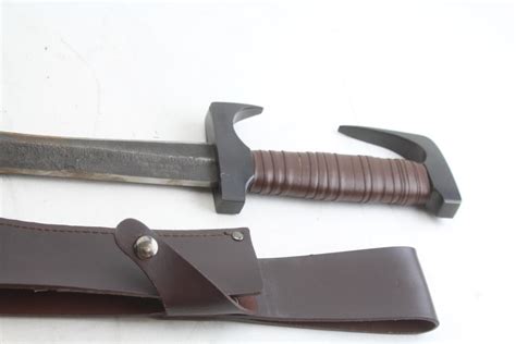 Turkish Kilij Scimitar Sword And Sheath | Property Room