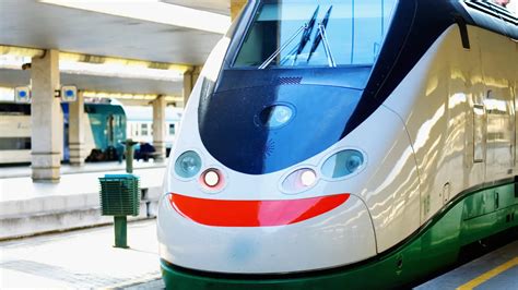 Avril Nuevo Tren De Alta Velocidad Con Billetes Por Menos De Euros