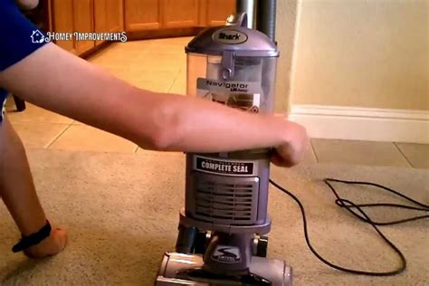 How To Remove Roller Brush From Shark Vacuum 4 Diy Steps