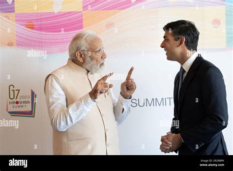 Prime Minister Rishi Sunak Right Meets With Prime Minister Of India