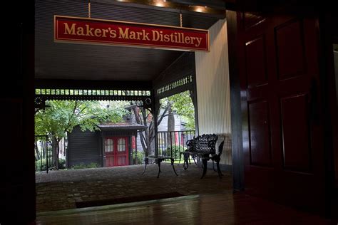 A Photo Tour of Maker's Mark Bourbon Whiskey Distillery