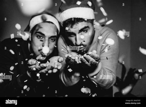 Hommes gay Banque de photographies et dimages à haute résolution Alamy