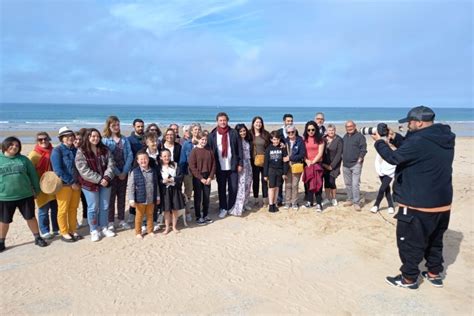 Cotentin Des Dizaines De Figurants Se Retrouvent Sur Une Plage Pour Le