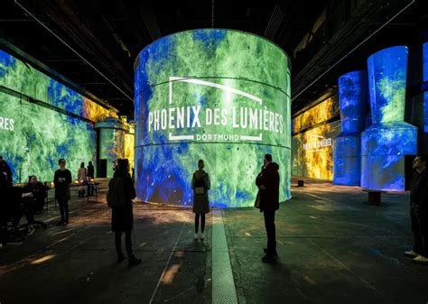 Phoenix Des Lumières Zeigt In Neuer Daueraustellung Die Surrealistische