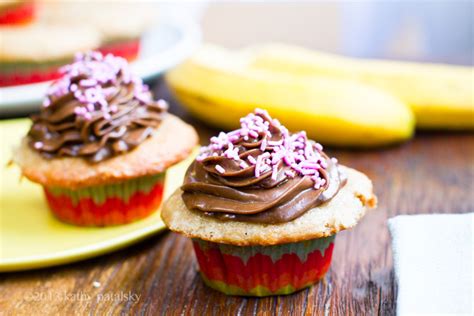 Chocolate Frosted Banana Cupcakes Vegan Valentine S Day