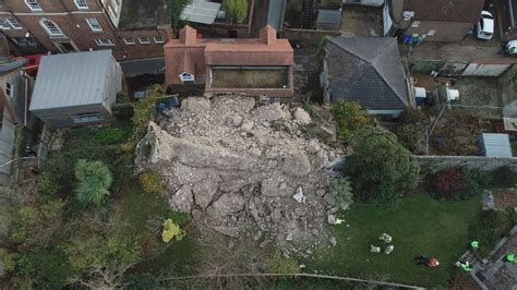 Major Collapse At Lewes Castle 500 Tons Of Stone Falls On Buildings