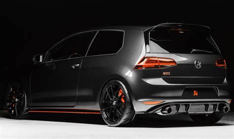 Rieger Heckeinsatz glanz schwarz für VW Golf 7 GTI Clubsport 5 tür 02