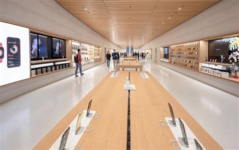 Apple Debuts New Store In Singapore - The Luxury Lifestyle Magazine