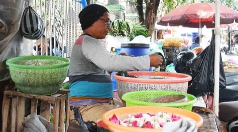 Berkah Tradisi Nyadran Lek Ju Bisa Kantongi Rp3 Juta Sehari Dari