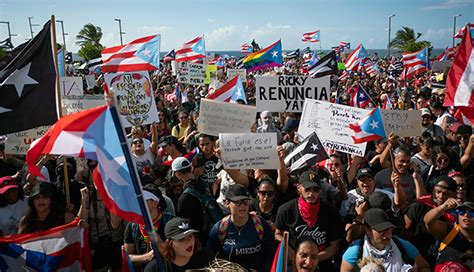 Benicio Del Toro Ricky Martin Y Bad Bunny Lideraron Masiva Protesta En