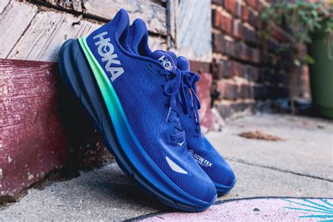 Hoka Clifton Gtx Review Waterproof Comfort Believe In The Run