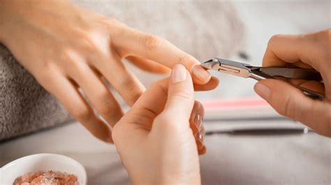 Is Cutting Your Cuticles Actually The Best Option