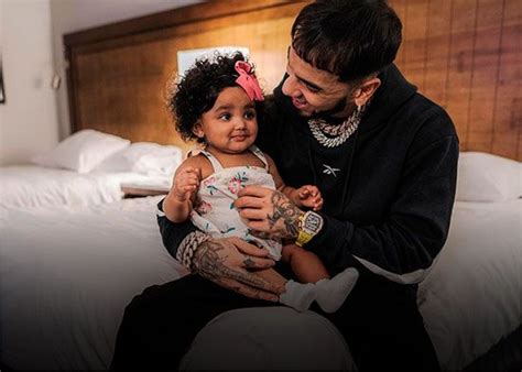 Anuel AA Ha Compartido Tiernas Fotos De Su Hija Gianella Tras Reconocer