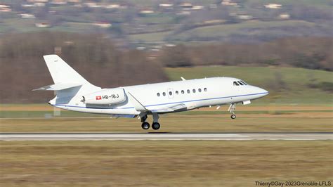 Hb Ibj Private Dassault Falcon Lx Grenoble Alpes Is Re Flickr