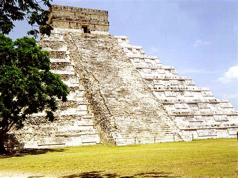 The Mysterious Mayan pyramids | AncientWorldWonders