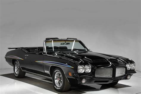 1971 Pontiac GTO | Volo Museum