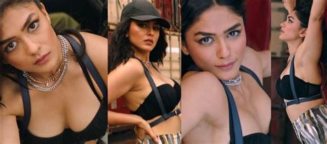 Mrunal Thakur Hot Cleavage Show In Ghagra Set And Gown Pi