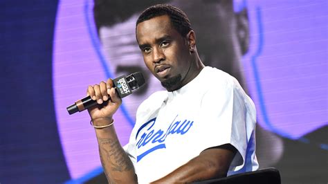 Read letters written by Diddy's cellmates as they review class
