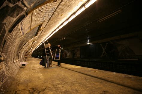 Kostenlose Foto Licht Nacht Paris Tunnel U Bahn Metro