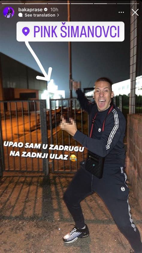 Baka Prase Ulazi U Zadrugu Snimljen Na Kapiji Preska E Ogradu I