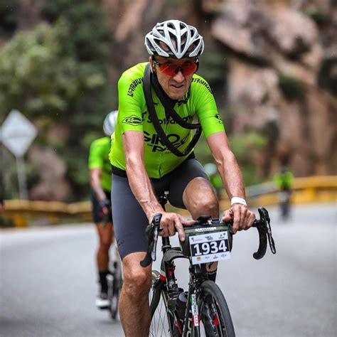 Tragedia En El Ciclismo Colombiano Leyenda Sufre Infarto En Pleno