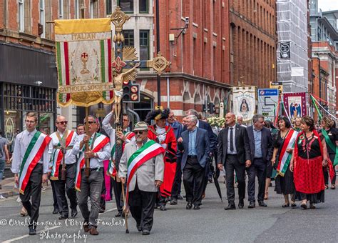 Processione Missionaries Of Divine Revelation