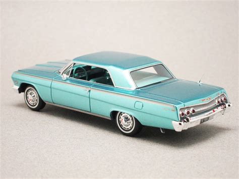 Chevrolet Impala 1962 Bleue Goldvarg 1 43e Minicarweb