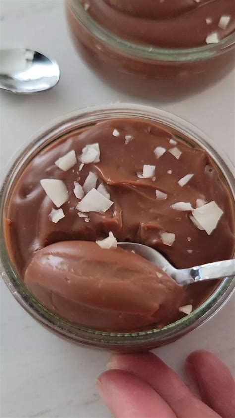 Van a ver lo fácil y delicioso que es preparar este pudín de chocolate