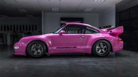 Pink Porsche 911 (993) Celebrates Gunther Werks'…