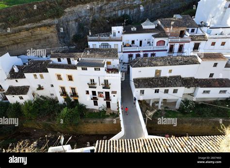 Spanien Andalusien Provinz Cadiz Setenil De Las Bodegas Ruta De Los