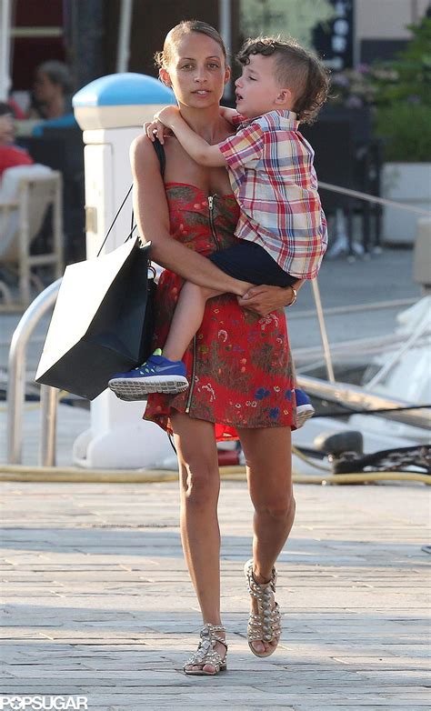 Nicole Richie Carried Her Son Sparrow While In The South Of France Nicole Joel And The